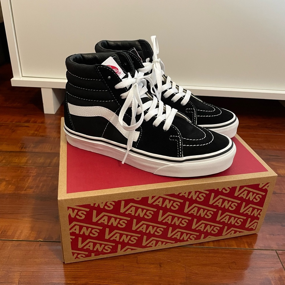Sk8-Hi Vans, WOMEN SIZE 5